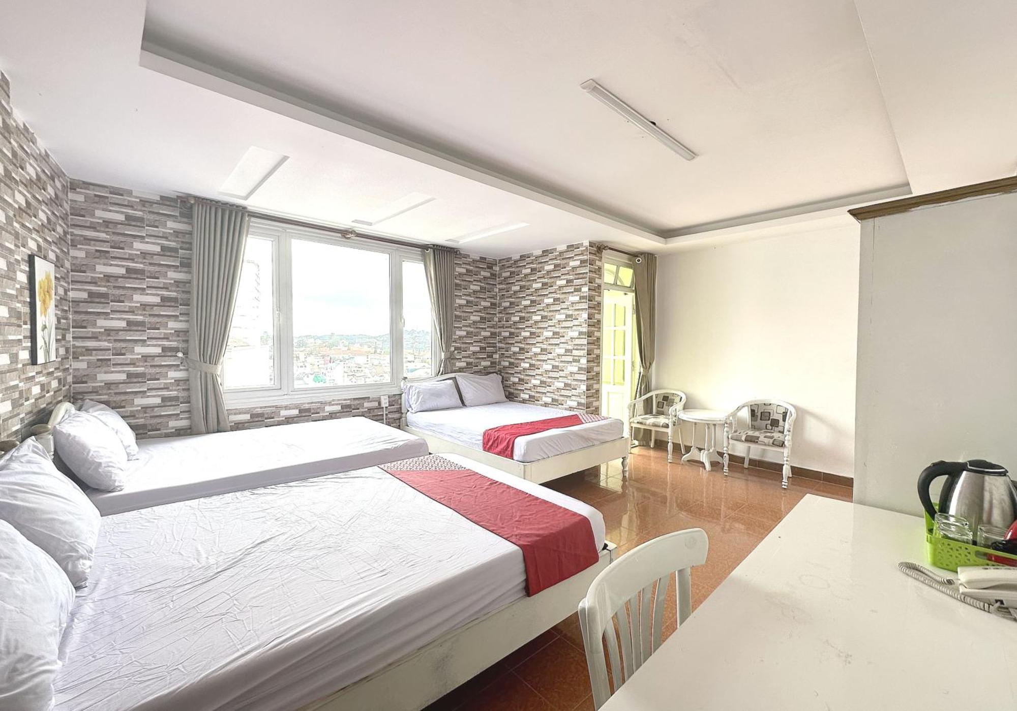 Oyo 1196 Le Vu Hotel Dalat Luaran gambar