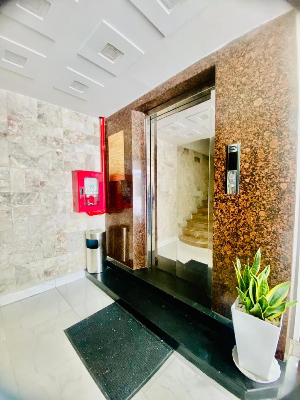 Oyo 1196 Le Vu Hotel Dalat Luaran gambar